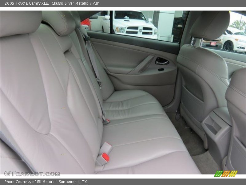 Classic Silver Metallic / Ash 2009 Toyota Camry XLE