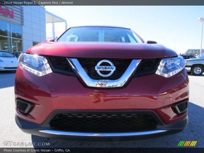 Cayenne Red / Almond 2014 Nissan Rogue S