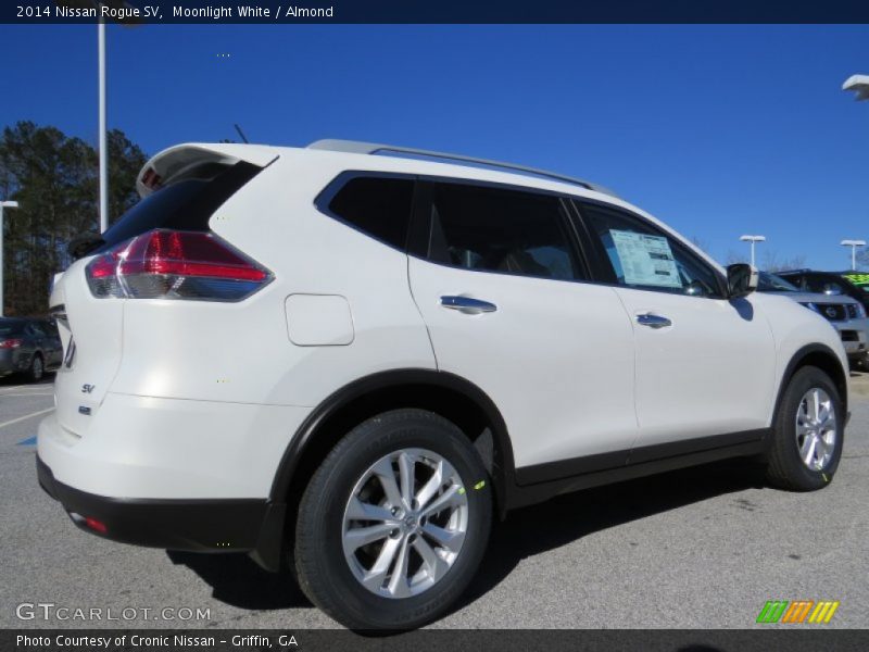 Moonlight White / Almond 2014 Nissan Rogue SV