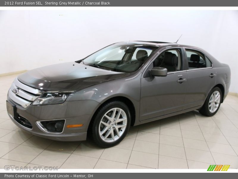 Front 3/4 View of 2012 Fusion SEL