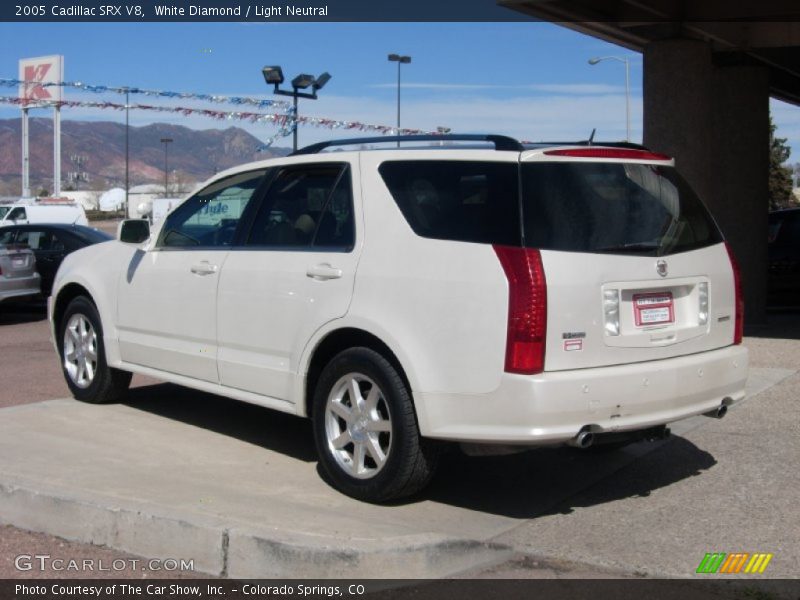 White Diamond / Light Neutral 2005 Cadillac SRX V8