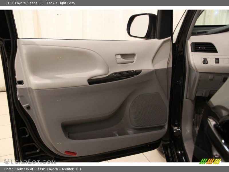 Black / Light Gray 2013 Toyota Sienna LE