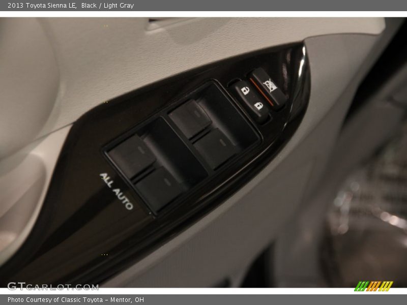Black / Light Gray 2013 Toyota Sienna LE