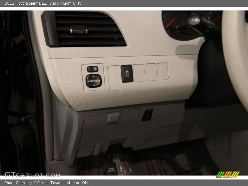 Black / Light Gray 2013 Toyota Sienna LE