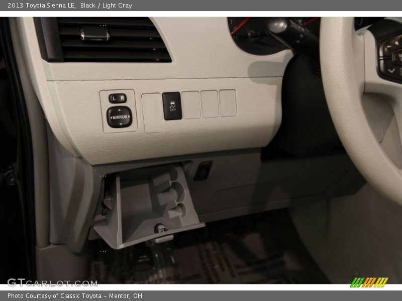 Black / Light Gray 2013 Toyota Sienna LE