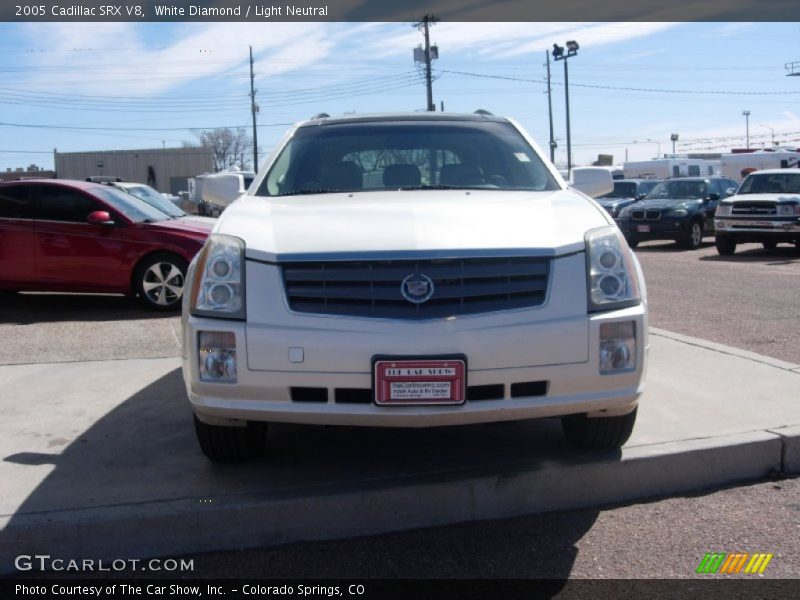 White Diamond / Light Neutral 2005 Cadillac SRX V8