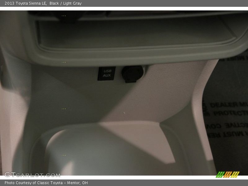 Black / Light Gray 2013 Toyota Sienna LE