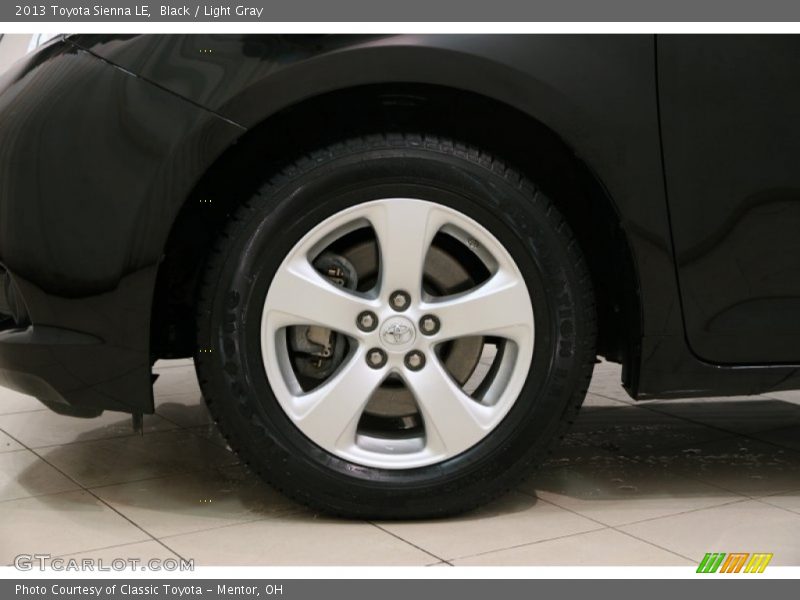 Black / Light Gray 2013 Toyota Sienna LE