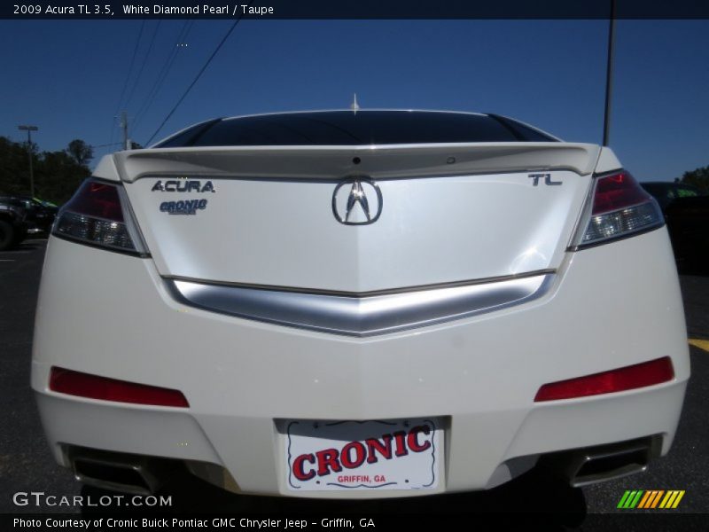 White Diamond Pearl / Taupe 2009 Acura TL 3.5