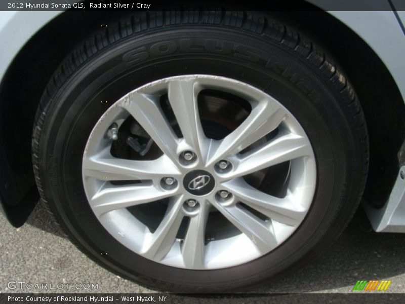 Radiant Silver / Gray 2012 Hyundai Sonata GLS