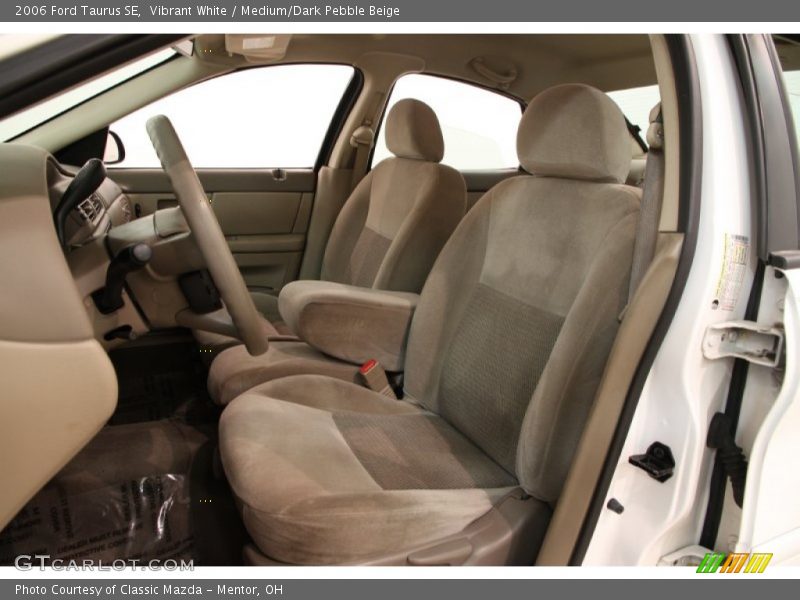  2006 Taurus SE Medium/Dark Pebble Beige Interior