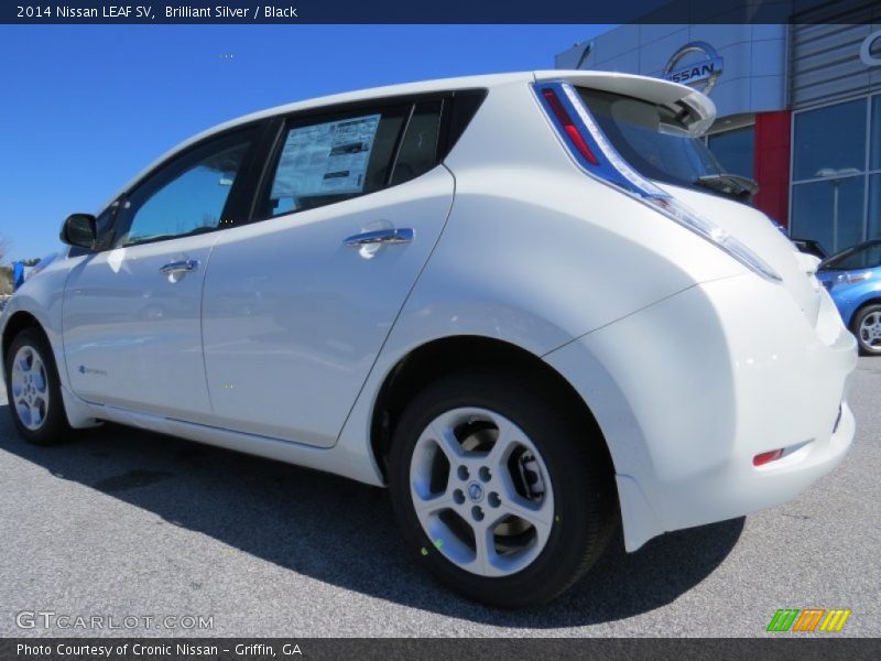 Brilliant Silver / Black 2014 Nissan LEAF SV