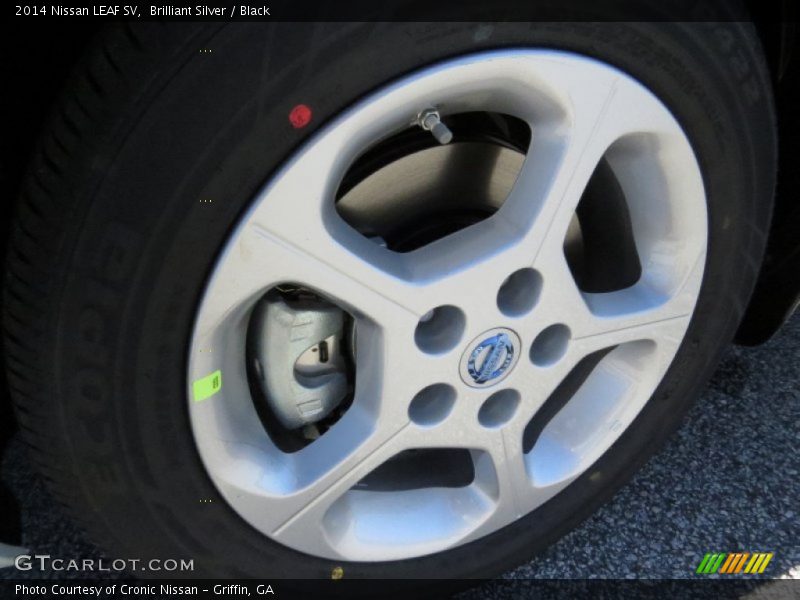 Brilliant Silver / Black 2014 Nissan LEAF SV