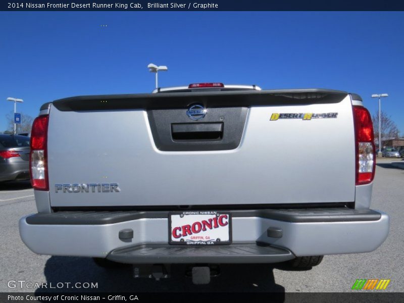 Brilliant Silver / Graphite 2014 Nissan Frontier Desert Runner King Cab
