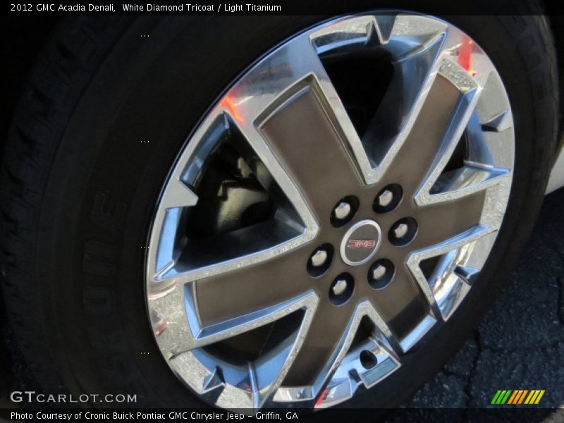 White Diamond Tricoat / Light Titanium 2012 GMC Acadia Denali
