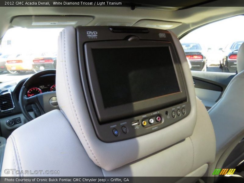 White Diamond Tricoat / Light Titanium 2012 GMC Acadia Denali