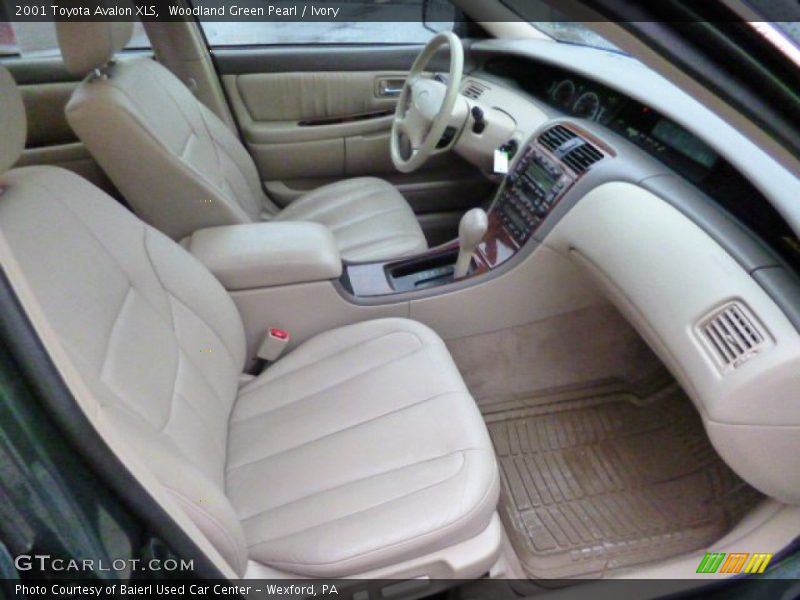 Front Seat of 2001 Avalon XLS