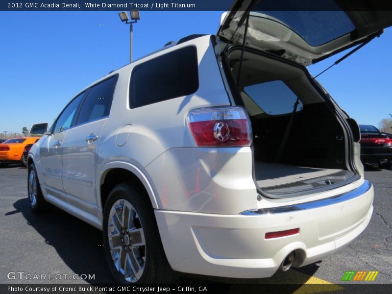 White Diamond Tricoat / Light Titanium 2012 GMC Acadia Denali