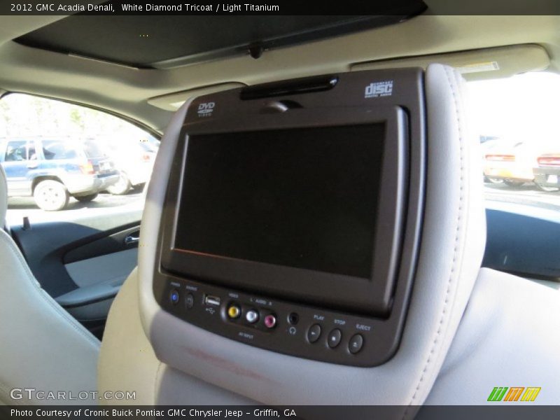 White Diamond Tricoat / Light Titanium 2012 GMC Acadia Denali