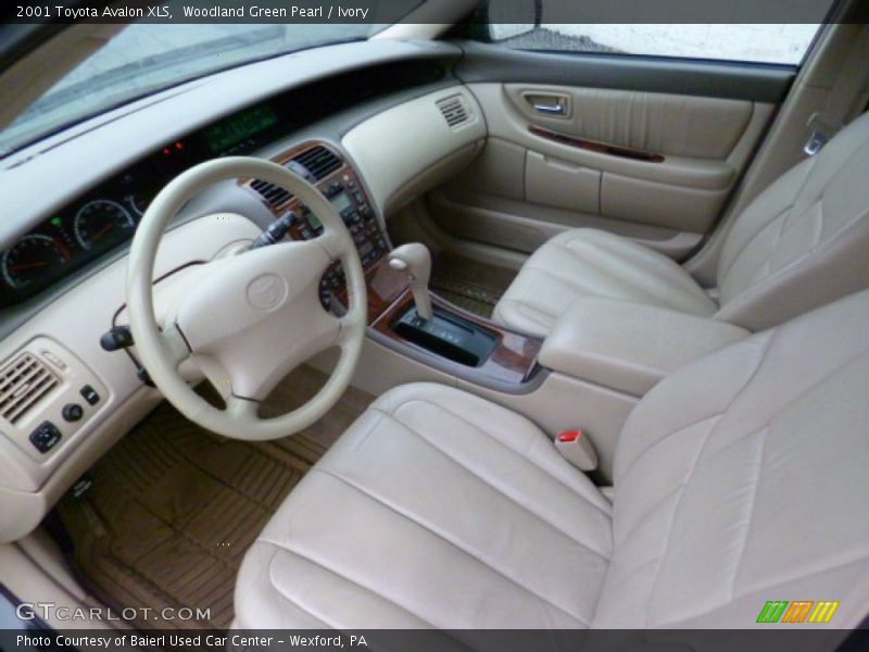  2001 Avalon XLS Ivory Interior