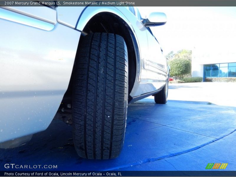 Smokestone Metallic / Medium Light Stone 2007 Mercury Grand Marquis LS