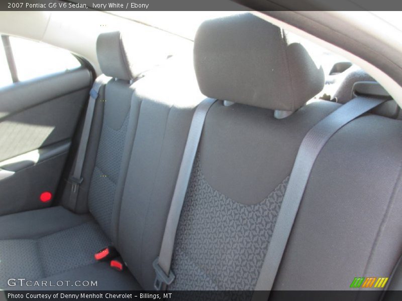 Ivory White / Ebony 2007 Pontiac G6 V6 Sedan