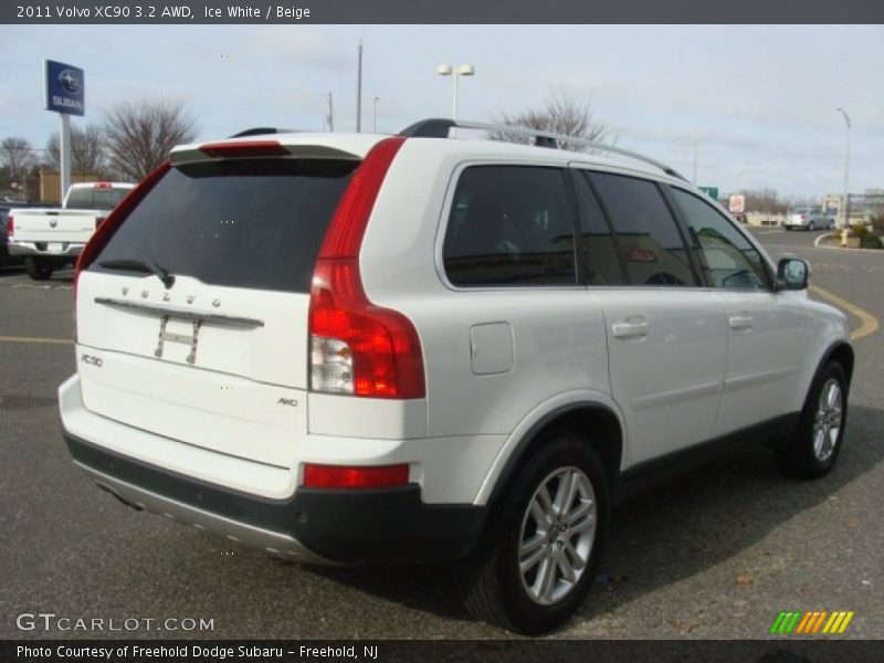 Ice White / Beige 2011 Volvo XC90 3.2 AWD