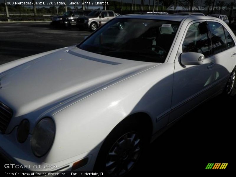 Glacier White / Charcoal 2000 Mercedes-Benz E 320 Sedan