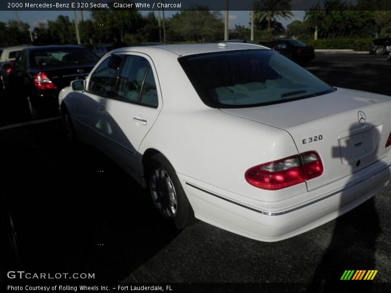 Glacier White / Charcoal 2000 Mercedes-Benz E 320 Sedan