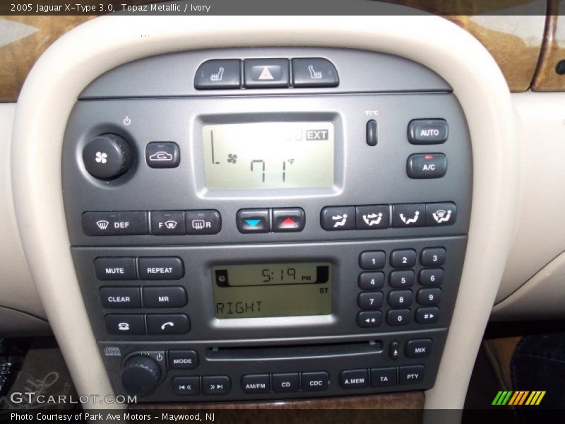 Topaz Metallic / Ivory 2005 Jaguar X-Type 3.0