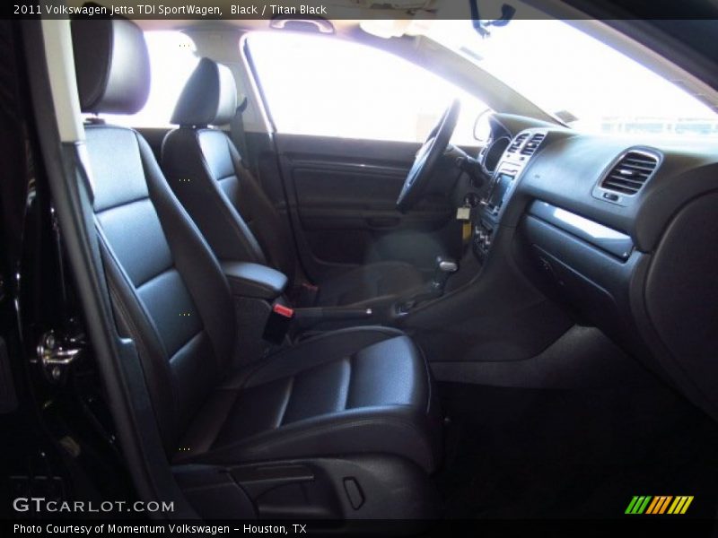 Black / Titan Black 2011 Volkswagen Jetta TDI SportWagen