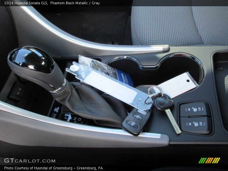 Phantom Black Metallic / Gray 2014 Hyundai Sonata GLS
