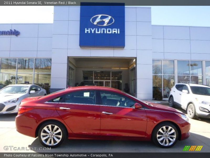 Venetian Red / Black 2011 Hyundai Sonata SE