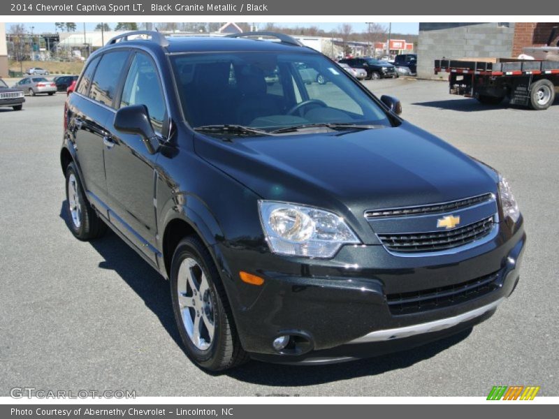 Front 3/4 View of 2014 Captiva Sport LT