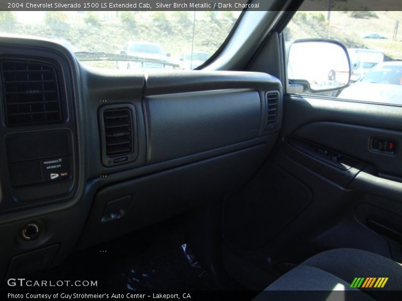 Silver Birch Metallic / Dark Charcoal 2004 Chevrolet Silverado 1500 LS Extended Cab