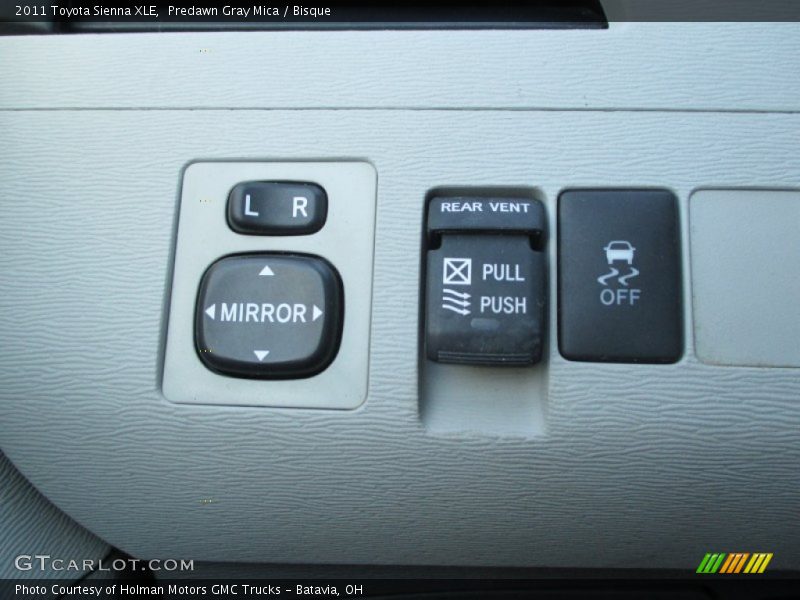 Predawn Gray Mica / Bisque 2011 Toyota Sienna XLE