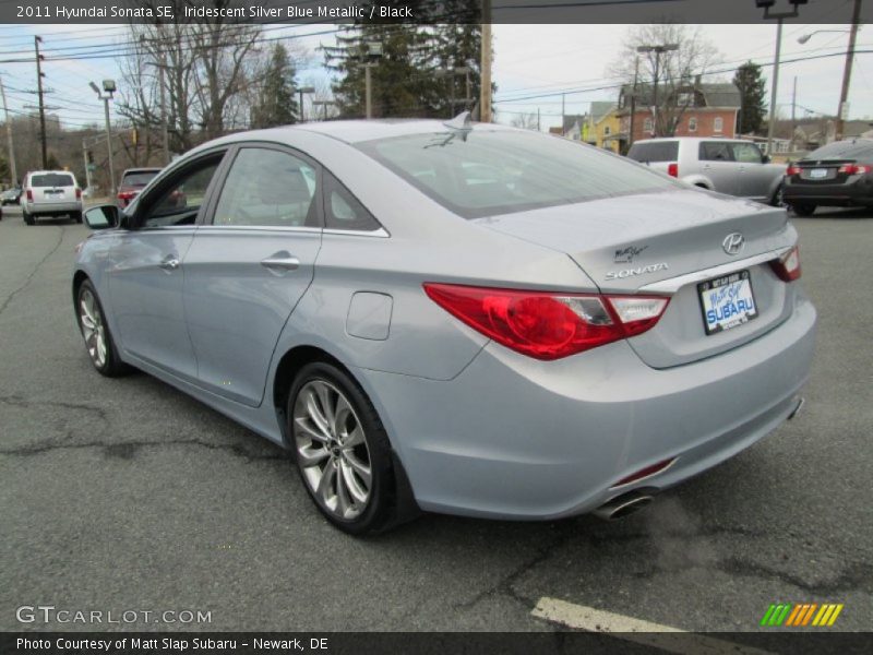 Iridescent Silver Blue Metallic / Black 2011 Hyundai Sonata SE