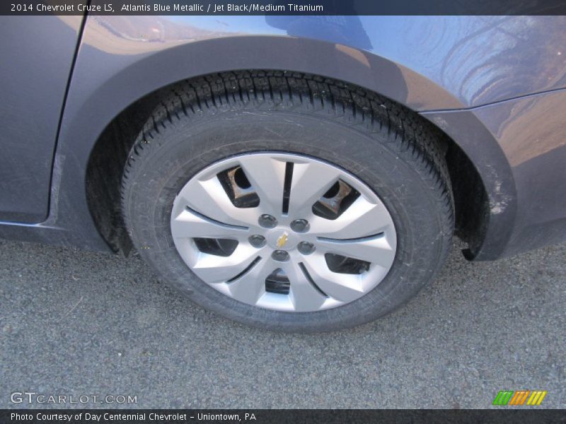 Atlantis Blue Metallic / Jet Black/Medium Titanium 2014 Chevrolet Cruze LS