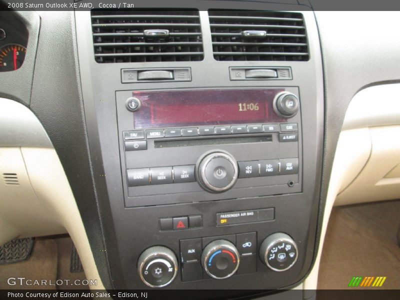 Cocoa / Tan 2008 Saturn Outlook XE AWD