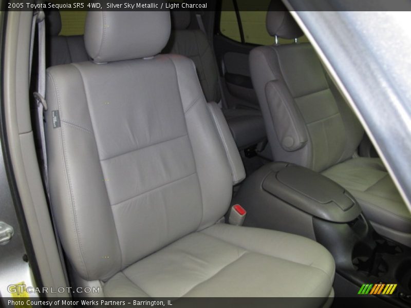 Silver Sky Metallic / Light Charcoal 2005 Toyota Sequoia SR5 4WD