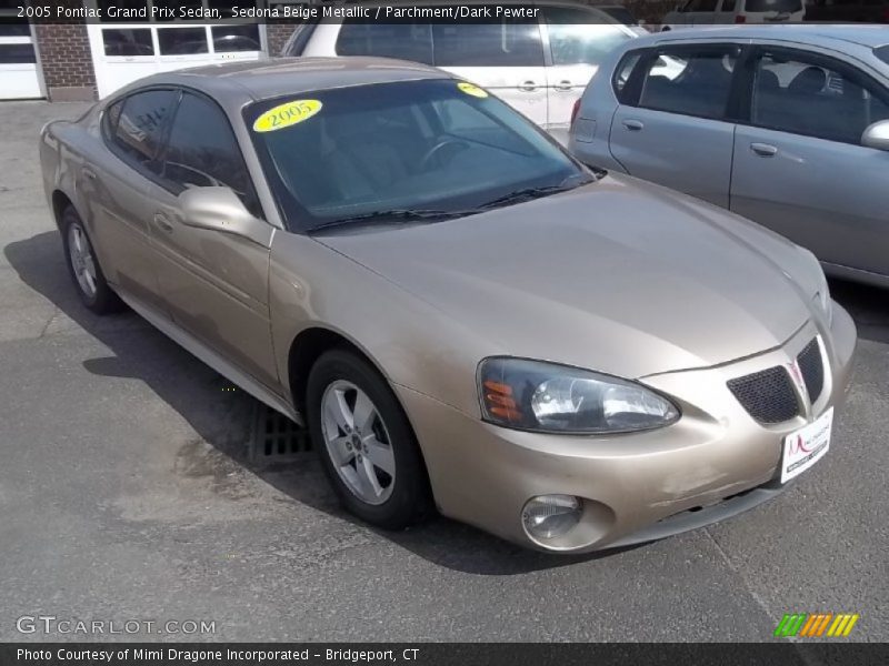 Sedona Beige Metallic / Parchment/Dark Pewter 2005 Pontiac Grand Prix Sedan