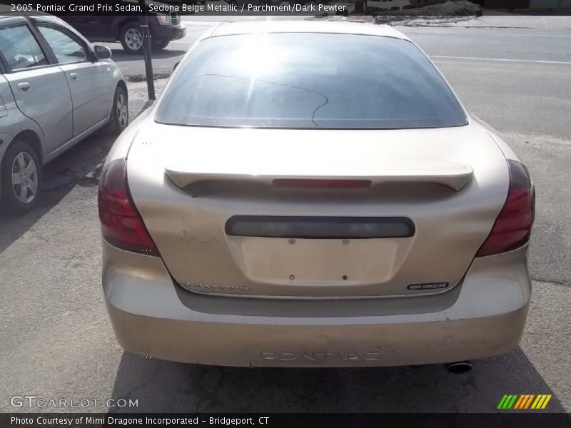 Sedona Beige Metallic / Parchment/Dark Pewter 2005 Pontiac Grand Prix Sedan