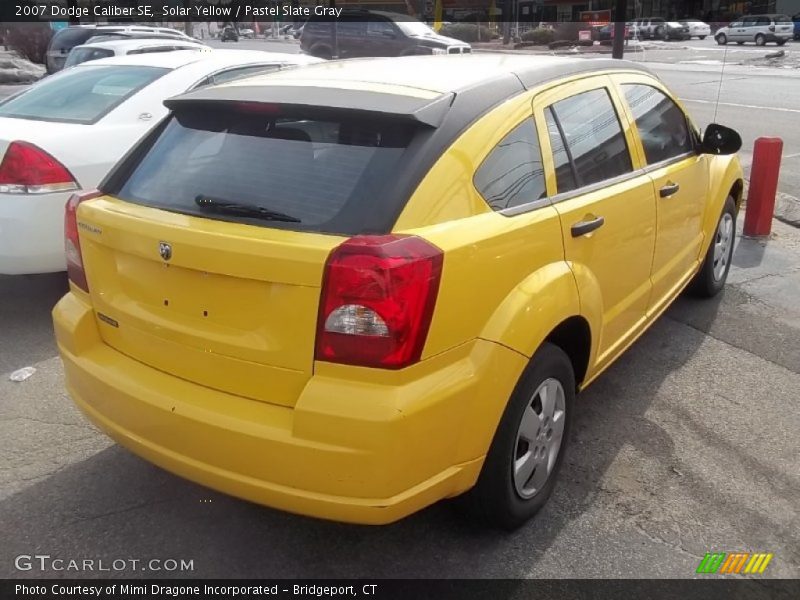  2007 Caliber SE Solar Yellow