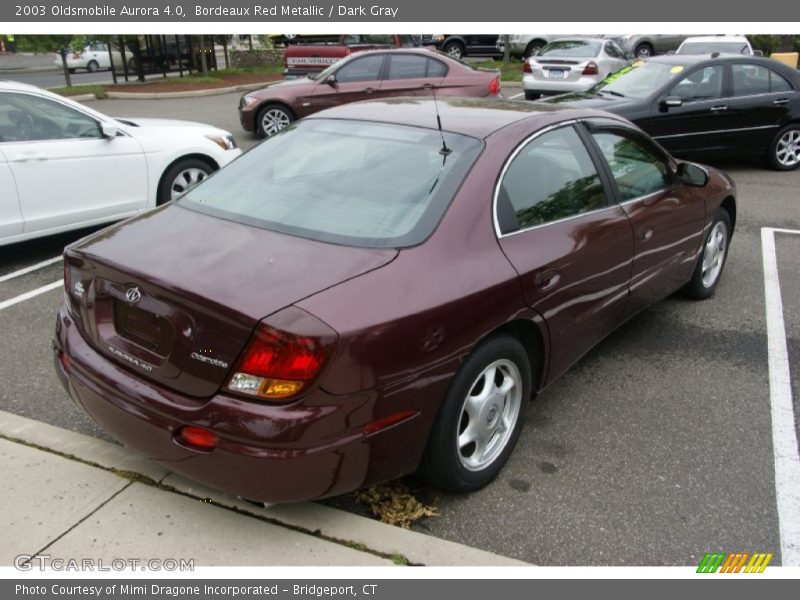 Bordeaux Red Metallic / Dark Gray 2003 Oldsmobile Aurora 4.0