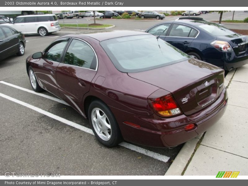 Bordeaux Red Metallic / Dark Gray 2003 Oldsmobile Aurora 4.0