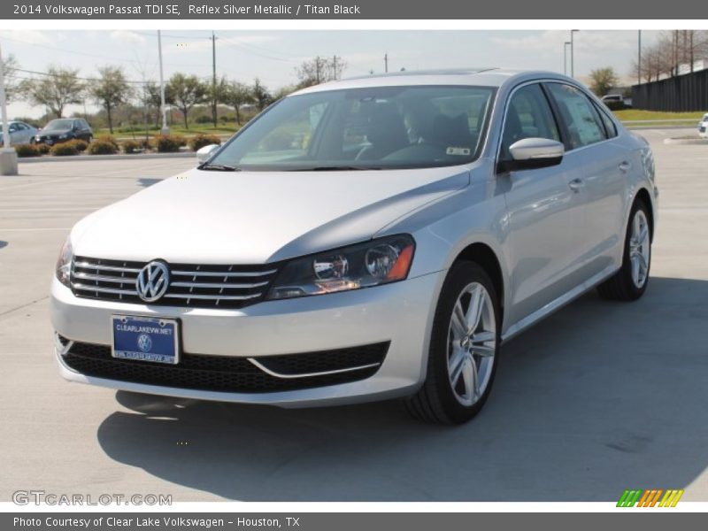 Reflex Silver Metallic / Titan Black 2014 Volkswagen Passat TDI SE