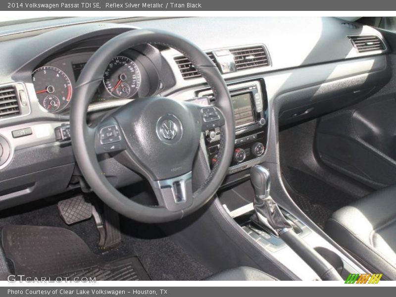 Reflex Silver Metallic / Titan Black 2014 Volkswagen Passat TDI SE