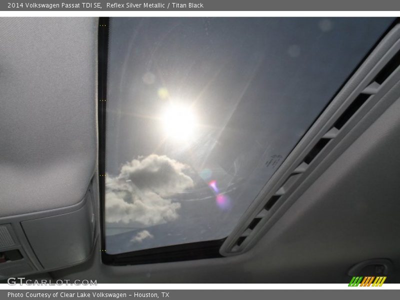 Reflex Silver Metallic / Titan Black 2014 Volkswagen Passat TDI SE