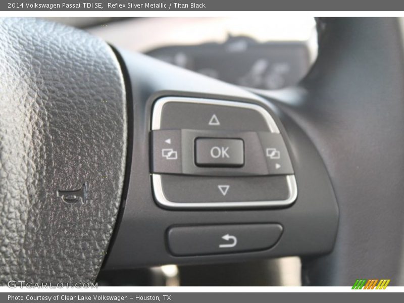 Reflex Silver Metallic / Titan Black 2014 Volkswagen Passat TDI SE