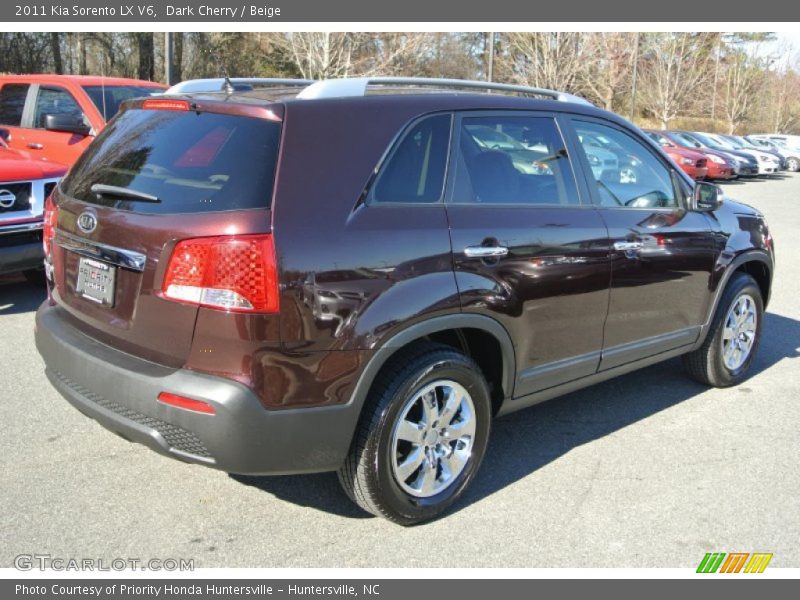 Dark Cherry / Beige 2011 Kia Sorento LX V6